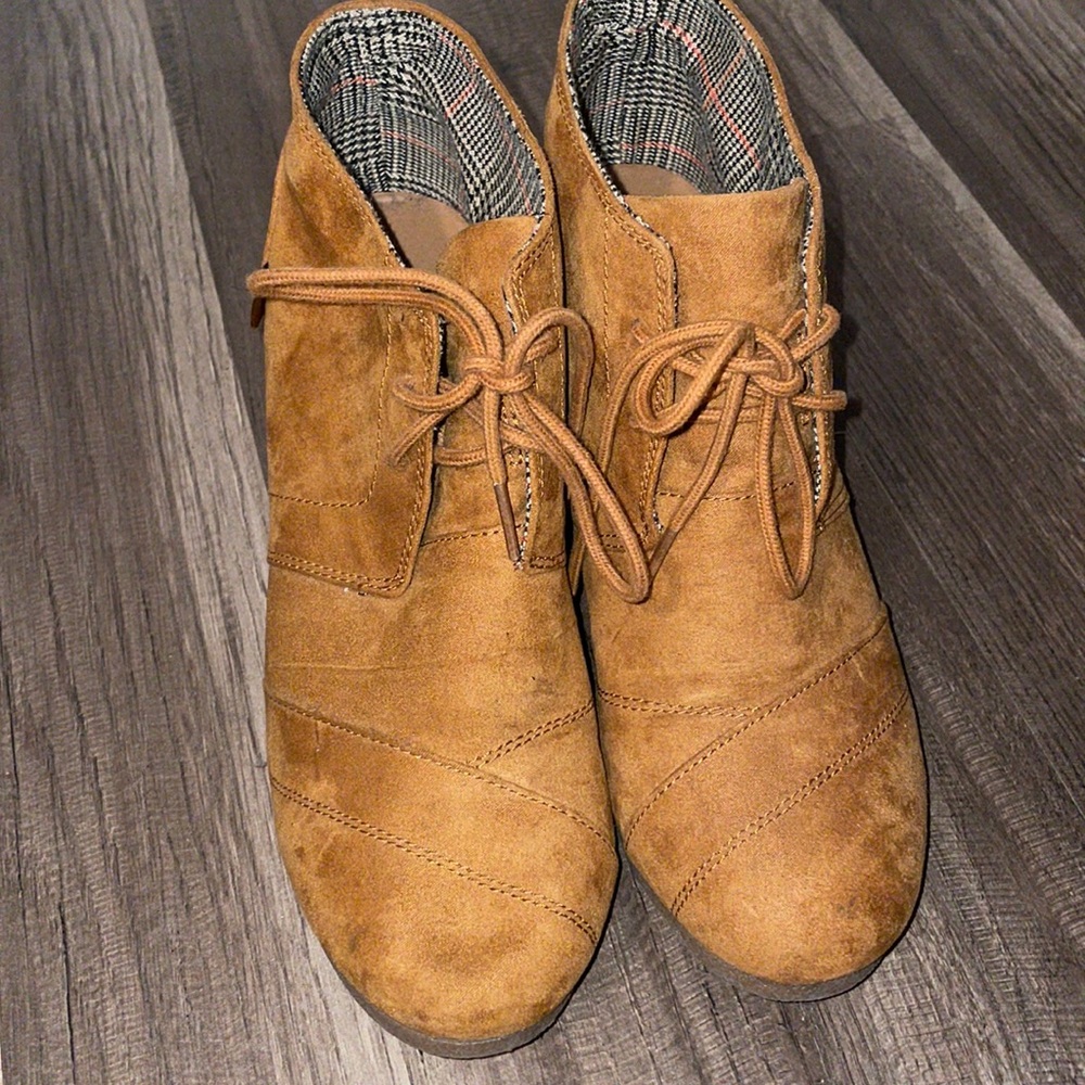 Tan booties w/small heel